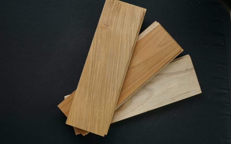 lantai-kayu-indonesia-B5axlP4YCiI-unsplash